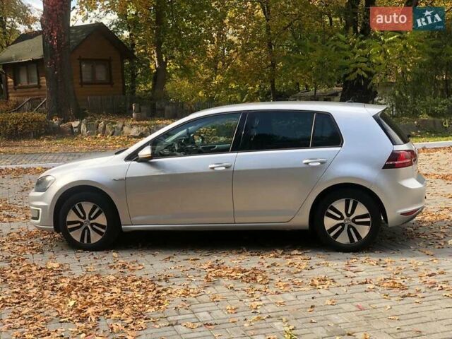 Серый Фольксваген e-Golf, объемом двигателя 0 л и пробегом 157 тыс. км за 8100 $, фото 5 на Automoto.ua
