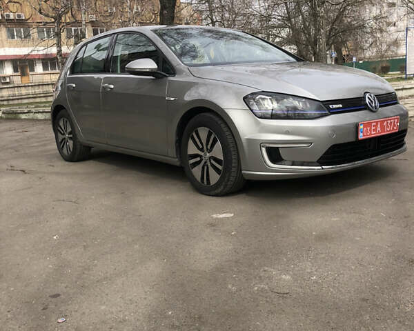 Сірий Фольксваген e-Golf, об'ємом двигуна 0 л та пробігом 82 тис. км за 10900 $, фото 20 на Automoto.ua