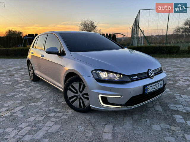 Серый Фольксваген e-Golf, объемом двигателя 0 л и пробегом 162 тыс. км за 8499 $, фото 17 на Automoto.ua