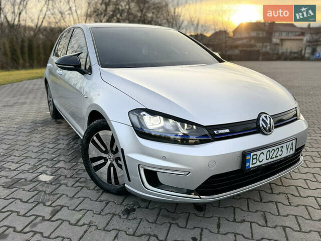 Сірий Фольксваген e-Golf, об'ємом двигуна 0 л та пробігом 162 тис. км за 8299 $, фото 2 на Automoto.ua