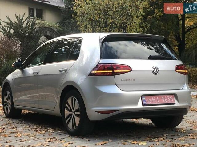Серый Фольксваген e-Golf, объемом двигателя 0 л и пробегом 157 тыс. км за 8100 $, фото 12 на Automoto.ua