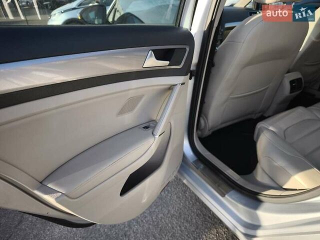 Сірий Фольксваген e-Golf, об'ємом двигуна 0 л та пробігом 108 тис. км за 9999 $, фото 33 на Automoto.ua