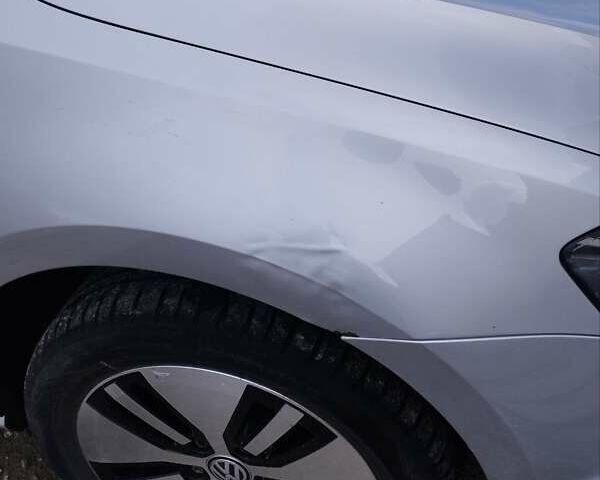 Серый Фольксваген e-Golf, объемом двигателя 0 л и пробегом 130 тыс. км за 8800 $, фото 9 на Automoto.ua