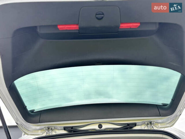 Сірий Фольксваген e-Golf, об'ємом двигуна 0 л та пробігом 161 тис. км за 8950 $, фото 78 на Automoto.ua