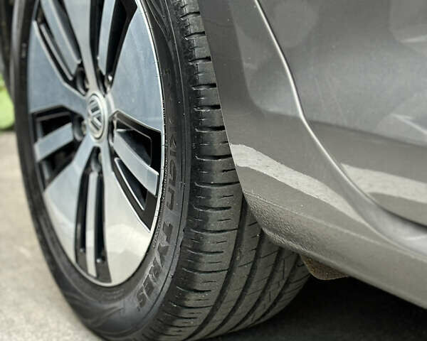 Сірий Фольксваген e-Golf, об'ємом двигуна 0 л та пробігом 122 тис. км за 8500 $, фото 28 на Automoto.ua
