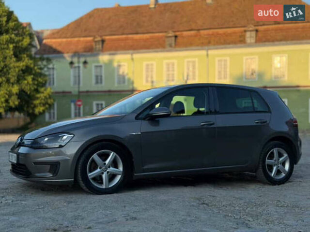 Серый Фольксваген e-Golf, объемом двигателя 0 л и пробегом 210 тыс. км за 7800 $, фото 1 на Automoto.ua