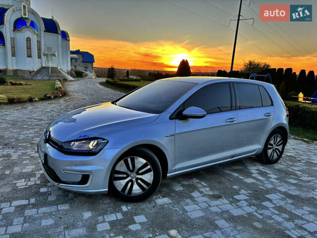 Сірий Фольксваген e-Golf, об'ємом двигуна 0 л та пробігом 161 тис. км за 8950 $, фото 9 на Automoto.ua