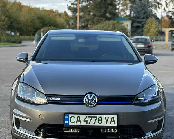 Сірий Фольксваген e-Golf, об'ємом двигуна 0 л та пробігом 122 тис. км за 8500 $, фото 10 на Automoto.ua