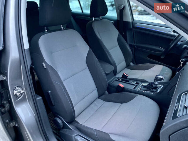 Сірий Фольксваген e-Golf, об'ємом двигуна 0 л та пробігом 105 тис. км за 7800 $, фото 32 на Automoto.ua
