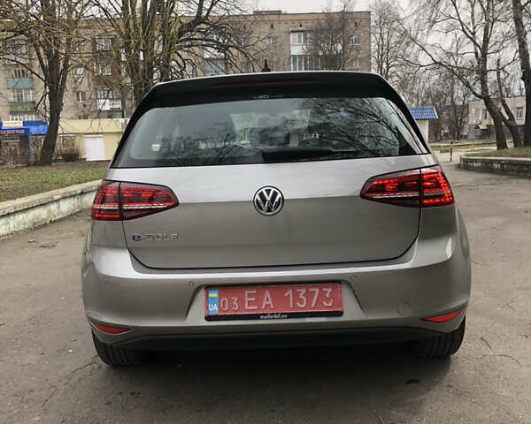 Сірий Фольксваген e-Golf, об'ємом двигуна 0 л та пробігом 82 тис. км за 10900 $, фото 17 на Automoto.ua