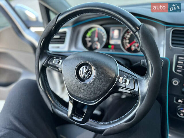 Серый Фольксваген e-Golf, объемом двигателя 0 л и пробегом 161 тыс. км за 8499 $, фото 26 на Automoto.ua