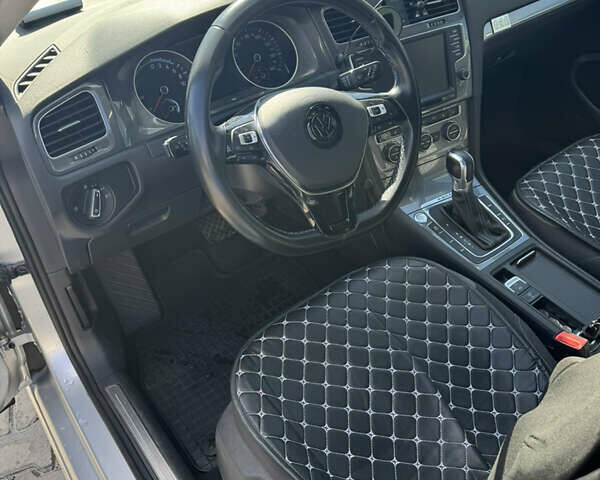 Серый Фольксваген e-Golf, объемом двигателя 0 л и пробегом 167 тыс. км за 8700 $, фото 50 на Automoto.ua