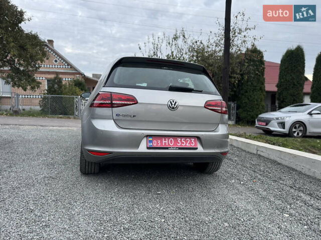 Серый Фольксваген e-Golf, объемом двигателя 0 л и пробегом 163 тыс. км за 8600 $, фото 2 на Automoto.ua