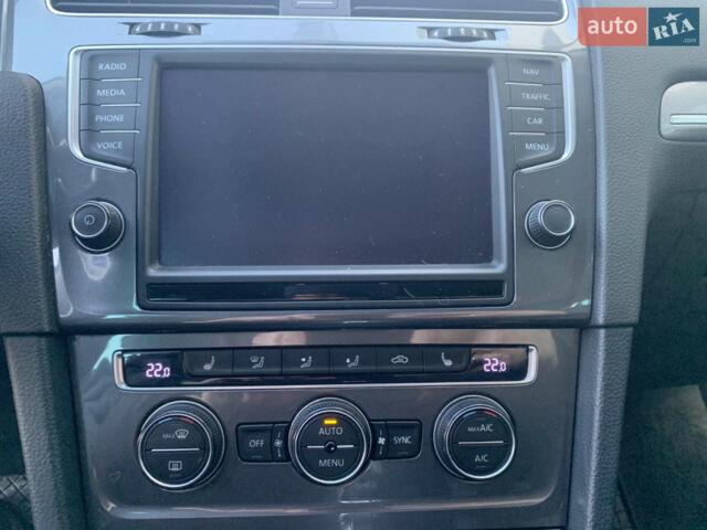 Серый Фольксваген e-Golf, объемом двигателя 0 л и пробегом 128 тыс. км за 9500 $, фото 32 на Automoto.ua