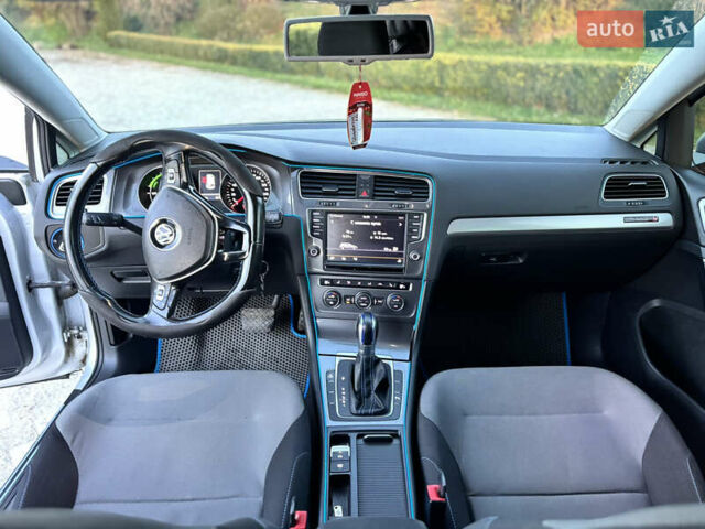 Серый Фольксваген e-Golf, объемом двигателя 0 л и пробегом 161 тыс. км за 8499 $, фото 38 на Automoto.ua