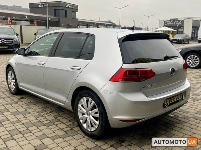 Серый Фольксваген e-Golf, объемом двигателя 24 л и пробегом 97 тыс. км за 14500 $, фото 4 на Automoto.ua