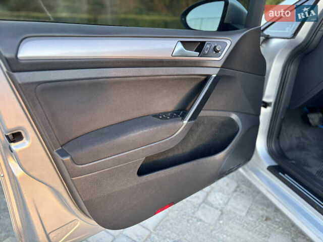 Сірий Фольксваген e-Golf, об'ємом двигуна 0 л та пробігом 161 тис. км за 8950 $, фото 29 на Automoto.ua