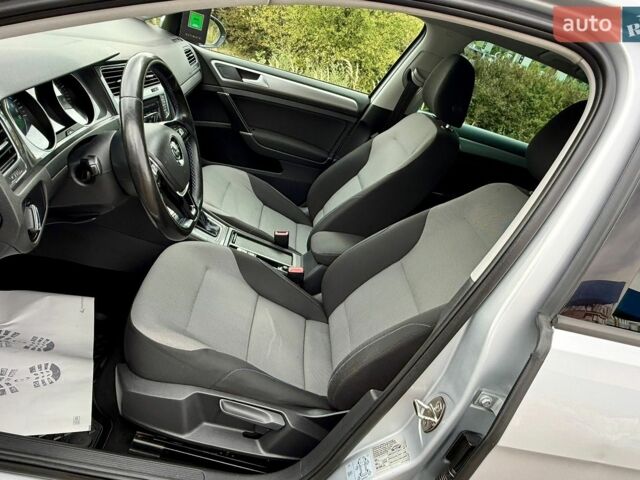 Серый Фольксваген e-Golf, объемом двигателя 0 л и пробегом 140 тыс. км за 7300 $, фото 23 на Automoto.ua