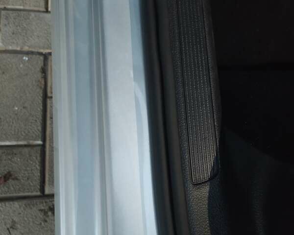 Сірий Фольксваген e-Golf, об'ємом двигуна 0 л та пробігом 101 тис. км за 13200 $, фото 20 на Automoto.ua