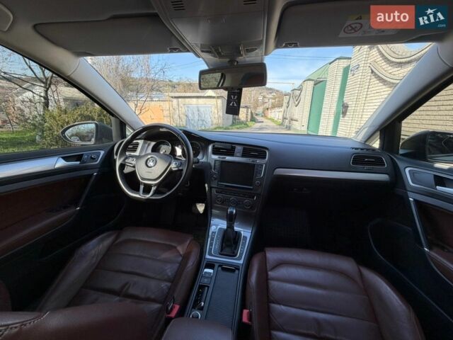 Сірий Фольксваген e-Golf, об'ємом двигуна 0 л та пробігом 115 тис. км за 10000 $, фото 27 на Automoto.ua