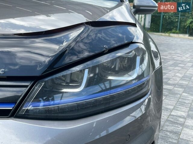 Сірий Фольксваген e-Golf, об'ємом двигуна 0 л та пробігом 96 тис. км за 8750 $, фото 16 на Automoto.ua