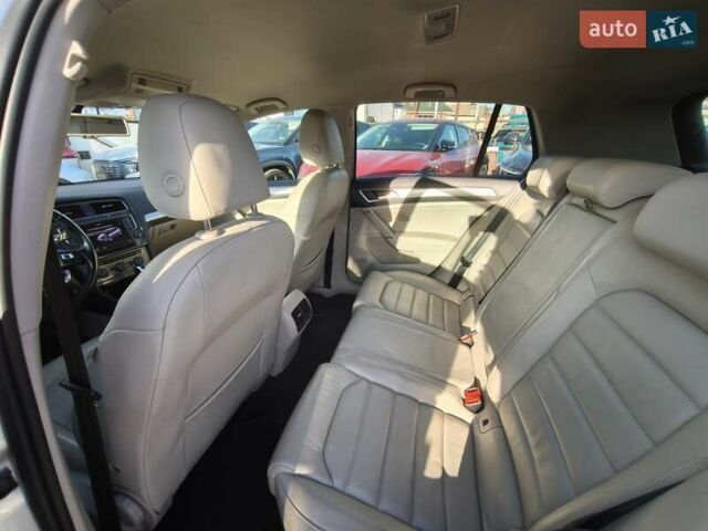 Сірий Фольксваген e-Golf, об'ємом двигуна 0 л та пробігом 108 тис. км за 9999 $, фото 29 на Automoto.ua