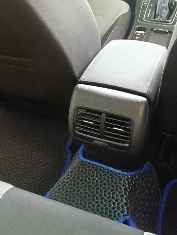 Серый Фольксваген e-Golf, объемом двигателя 0 л и пробегом 116 тыс. км за 9300 $, фото 17 на Automoto.ua