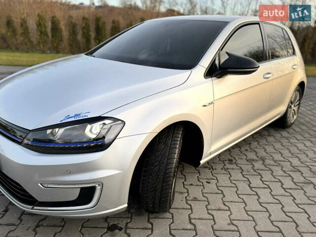 Сірий Фольксваген e-Golf, об'ємом двигуна 0 л та пробігом 162 тис. км за 8299 $, фото 3 на Automoto.ua