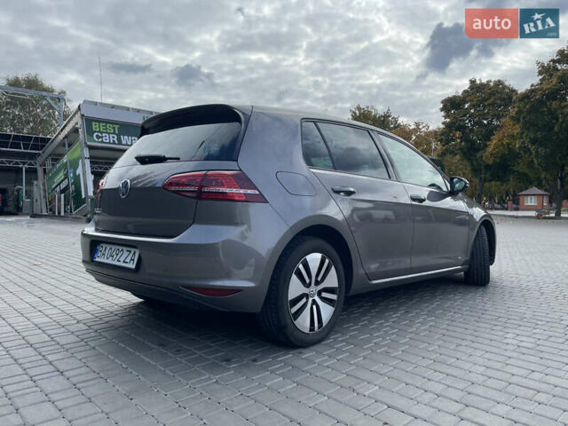 Фольксваген e-Golf 2015 в Кропивницком (Кировограде) на Automoto.ua Серый Фольксваген e-Golf, объемом двигателя 0 л и пробегом 131 тыс. км за 8800 $, фото 2 на Automoto.ua