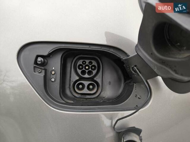 Сірий Фольксваген e-Golf, об'ємом двигуна 0 л та пробігом 104 тис. км за 9300 $, фото 22 на Automoto.ua