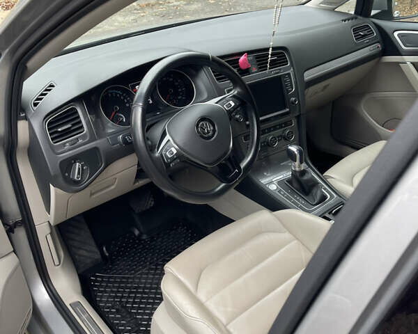 Серый Фольксваген e-Golf, объемом двигателя 0 л и пробегом 93 тыс. км за 9600 $, фото 8 на Automoto.ua