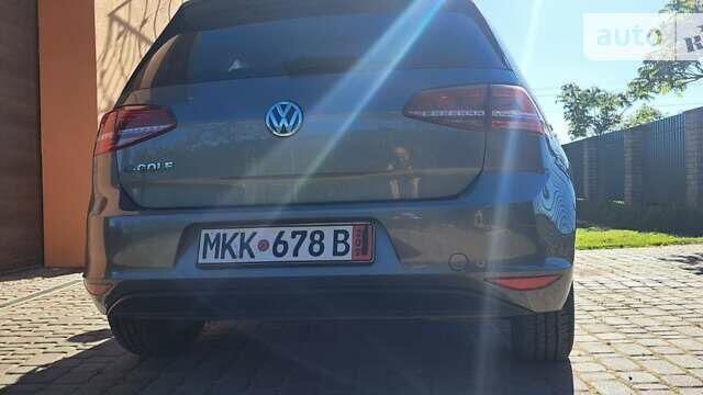 Сірий Фольксваген e-Golf, об'ємом двигуна 0 л та пробігом 95 тис. км за 10199 $, фото 13 на Automoto.ua