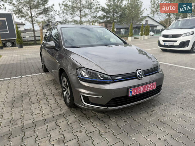 Серый Фольксваген e-Golf, объемом двигателя 0 л и пробегом 99 тыс. км за 9490 $, фото 15 на Automoto.ua