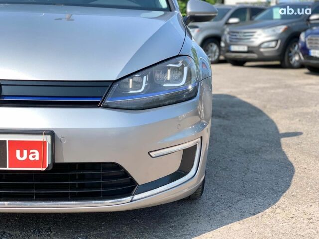 Серый Фольксваген e-Golf, объемом двигателя 0 л и пробегом 111 тыс. км за 9790 $, фото 9 на Automoto.ua