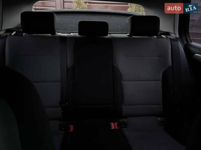 Сірий Фольксваген e-Golf, об'ємом двигуна 0 л та пробігом 141 тис. км за 9800 $, фото 26 на Automoto.ua