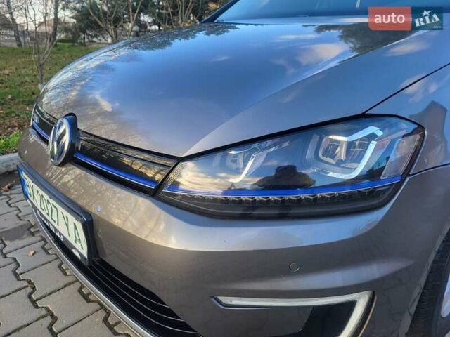 Сірий Фольксваген e-Golf, об'ємом двигуна 0 л та пробігом 154 тис. км за 9300 $, фото 74 на Automoto.ua