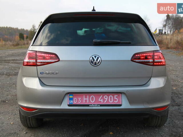 Серый Фольксваген e-Golf, объемом двигателя 0 л и пробегом 162 тыс. км за 8499 $, фото 63 на Automoto.ua