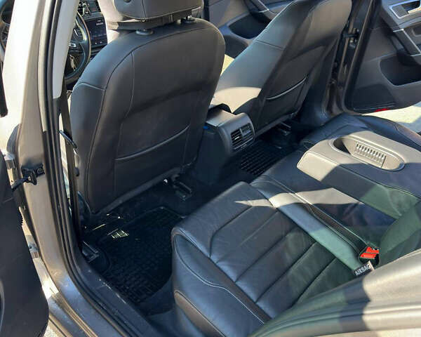 Сірий Фольксваген e-Golf, об'ємом двигуна 0 л та пробігом 150 тис. км за 9200 $, фото 17 на Automoto.ua