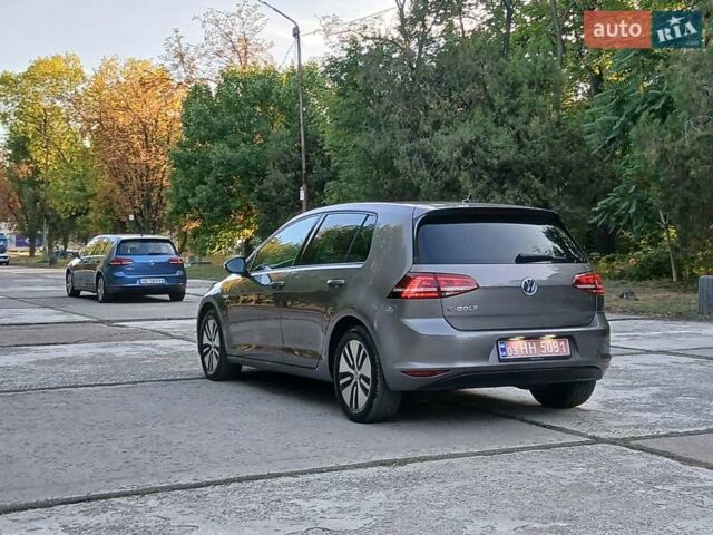Серый Фольксваген e-Golf, объемом двигателя 0 л и пробегом 142 тыс. км за 9700 $, фото 1 на Automoto.ua