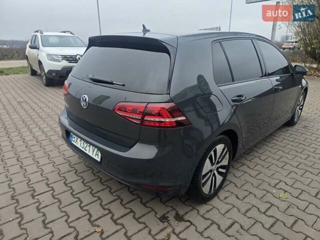 Серый Фольксваген e-Golf, объемом двигателя 0 л и пробегом 170 тыс. км за 7800 $, фото 14 на Automoto.ua