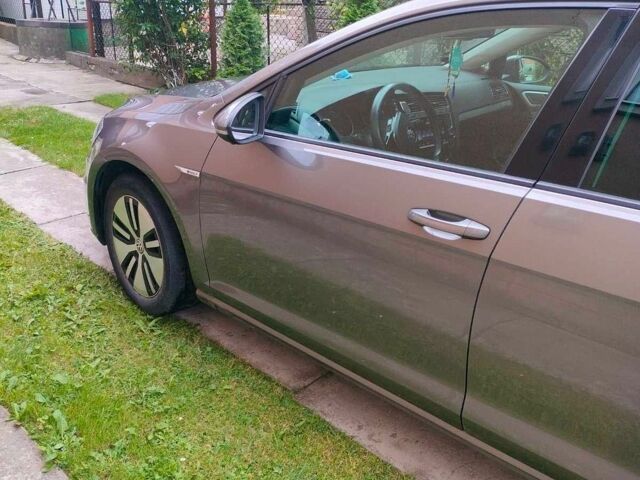 Сірий Фольксваген e-Golf, об'ємом двигуна 0 л та пробігом 174 тис. км за 8500 $, фото 16 на Automoto.ua