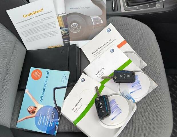 Сірий Фольксваген e-Golf, об'ємом двигуна 0 л та пробігом 104 тис. км за 9300 $, фото 24 на Automoto.ua