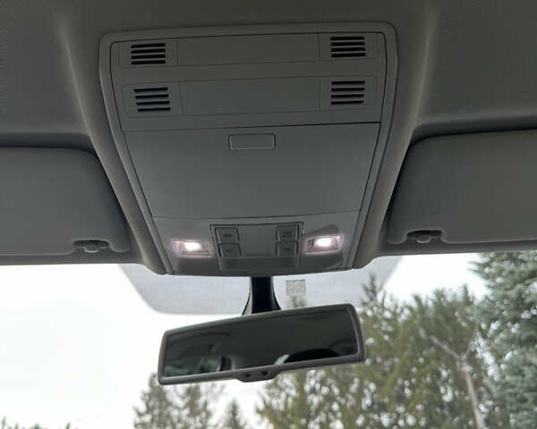 Серый Фольксваген e-Golf, объемом двигателя 0 л и пробегом 103 тыс. км за 8500 $, фото 19 на Automoto.ua