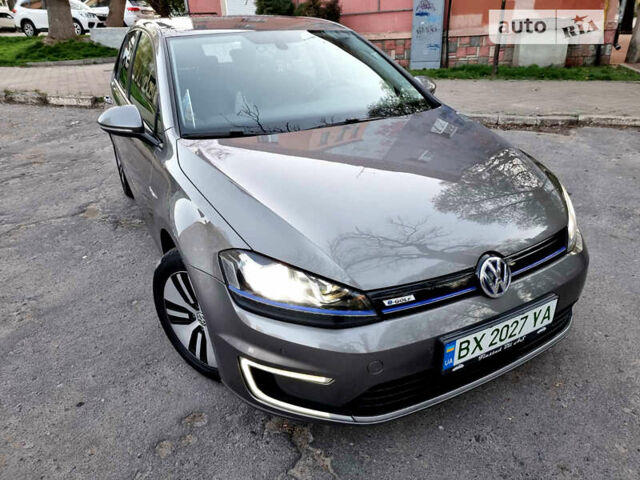 Сірий Фольксваген e-Golf, об'ємом двигуна 0 л та пробігом 130 тис. км за 11300 $, фото 39 на Automoto.ua