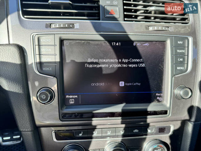 Серый Фольксваген e-Golf, объемом двигателя 0 л и пробегом 114 тыс. км за 10500 $, фото 4 на Automoto.ua