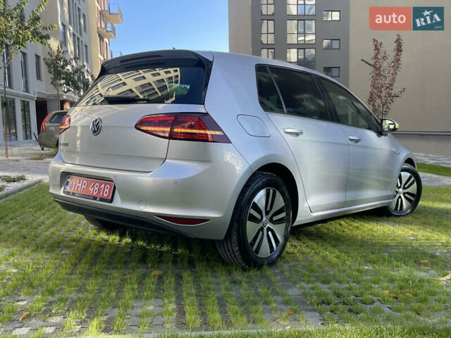Серый Фольксваген e-Golf, объемом двигателя 0 л и пробегом 98 тыс. км за 8775 $, фото 3 на Automoto.ua