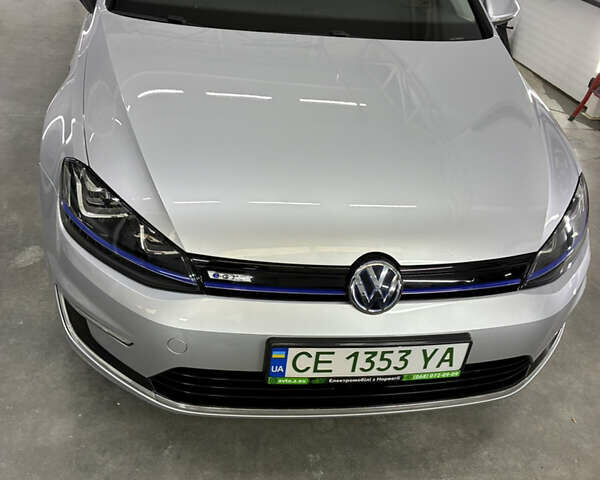 Сірий Фольксваген e-Golf, об'ємом двигуна 0 л та пробігом 122 тис. км за 8600 $, фото 5 на Automoto.ua