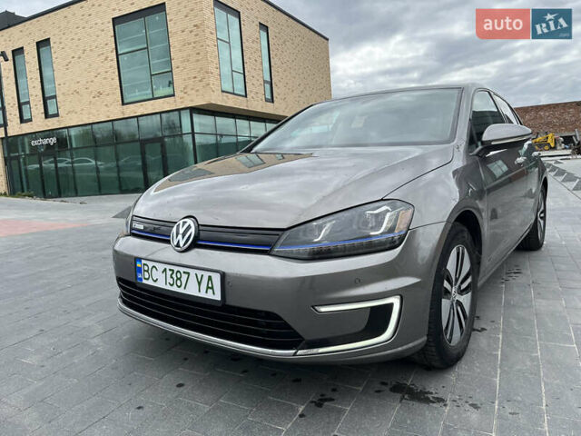 Серый Фольксваген e-Golf, объемом двигателя 0 л и пробегом 123 тыс. км за 9300 $, фото 7 на Automoto.ua