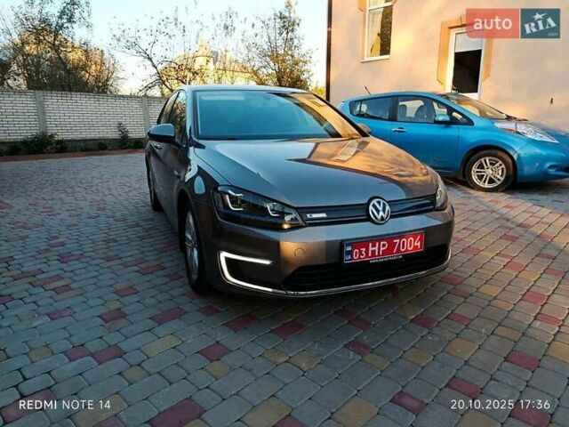 Серый Фольксваген e-Golf, объемом двигателя 0 л и пробегом 136 тыс. км за 7750 $, фото 15 на Automoto.ua
