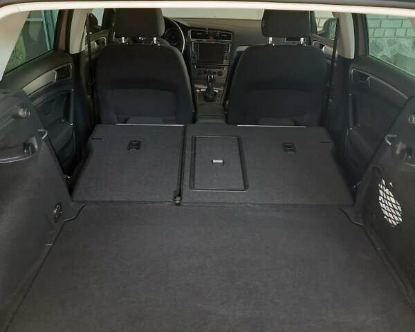 Серый Фольксваген e-Golf, объемом двигателя 0 л и пробегом 95 тыс. км за 10900 $, фото 24 на Automoto.ua